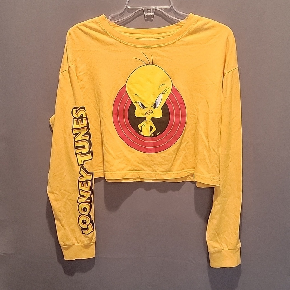 (J11) Looney Tunes Womans sz 4 long sleeve crop top